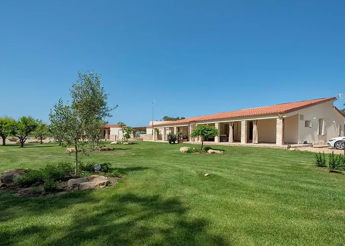 Nura's - Antonio Apartman